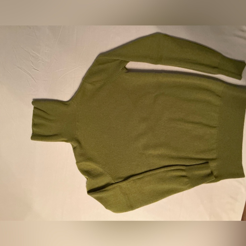 Cashmere sweater